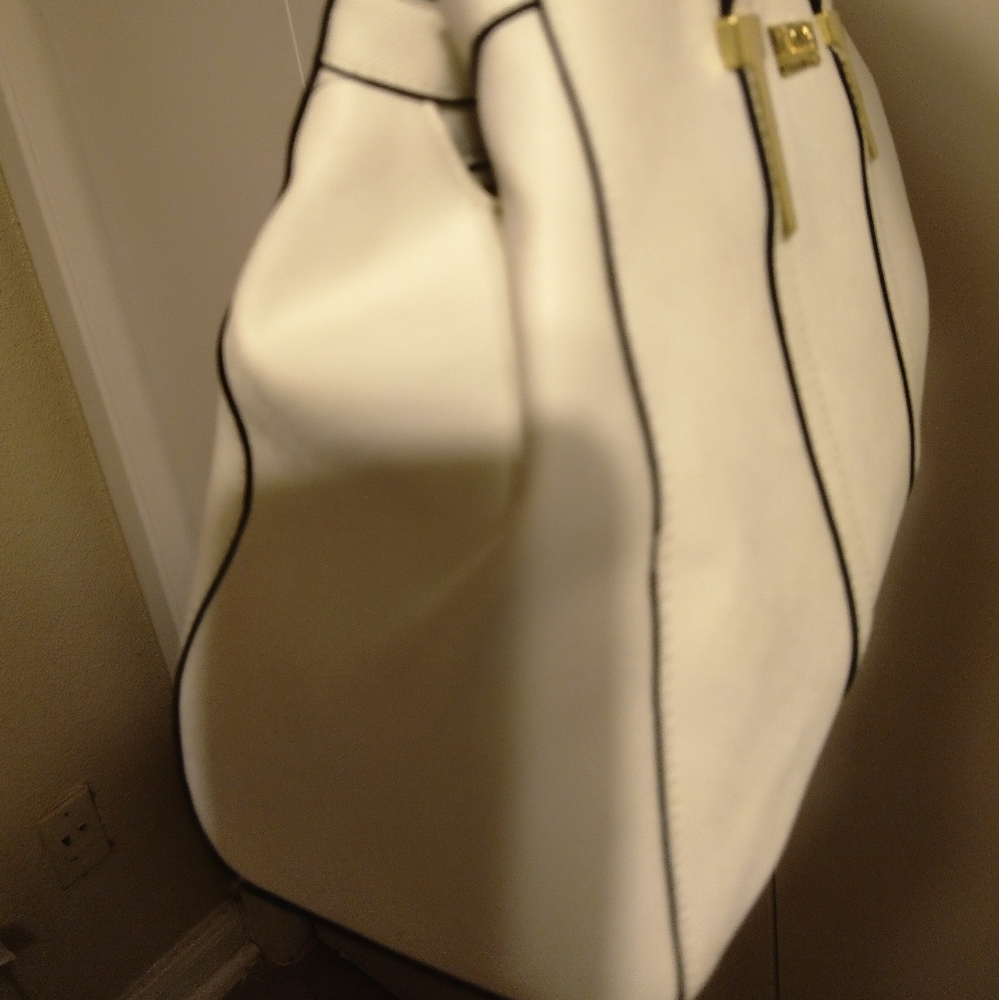 Bag - Picture 7 of 8